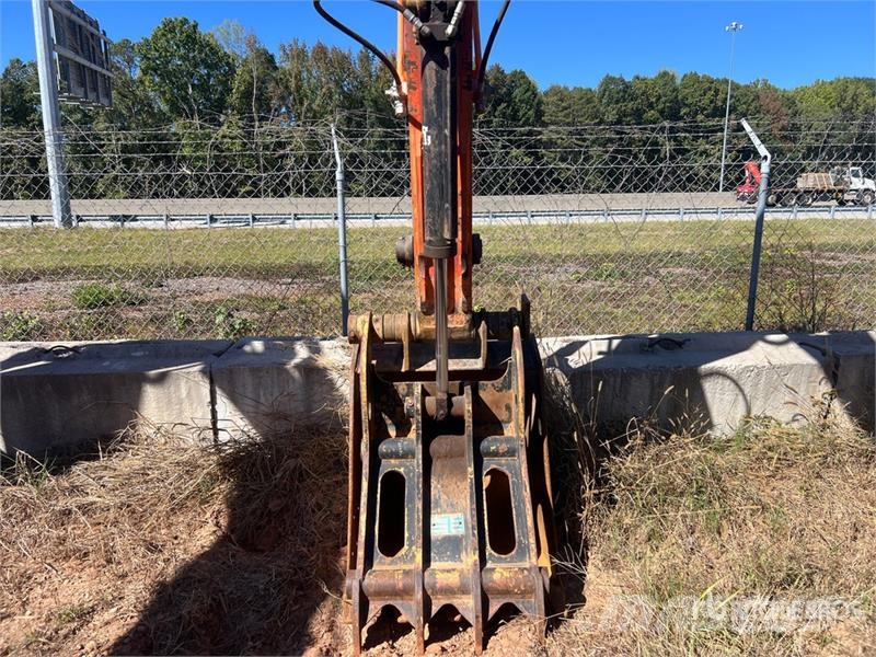 Doosan DX140LC Tracked Excavator Bageri guseničari