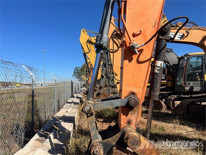 Doosan DX140LC Tracked Excavator Bageri guseničari