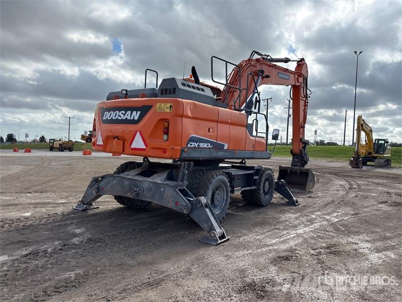 Doosan DX190W-5 Wheel Excavator حفارات بعجل