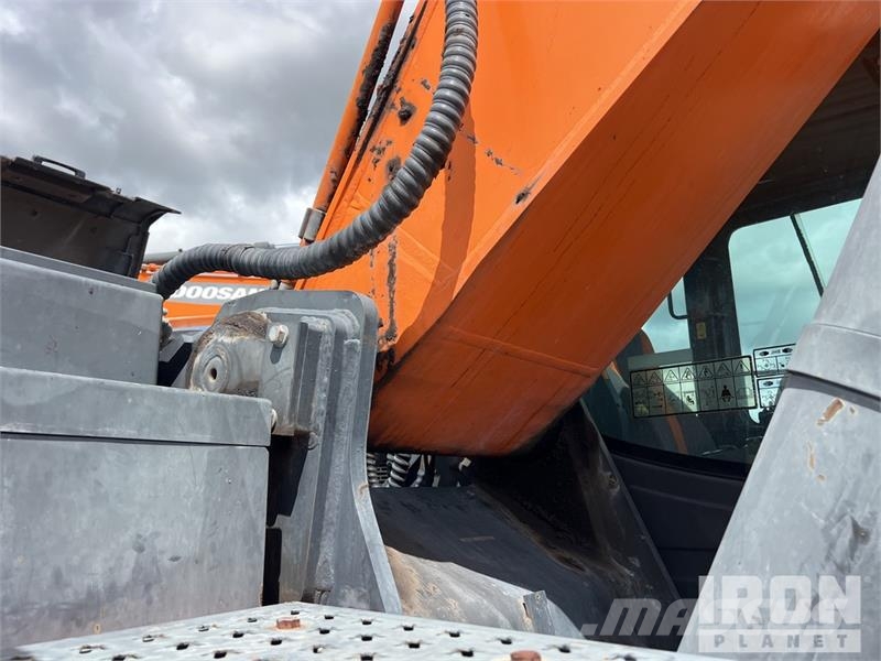 Doosan DX350LC-5 Lánctalpas kotrók