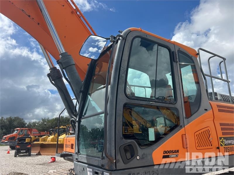 Doosan DX350LC-5 Lánctalpas kotrók