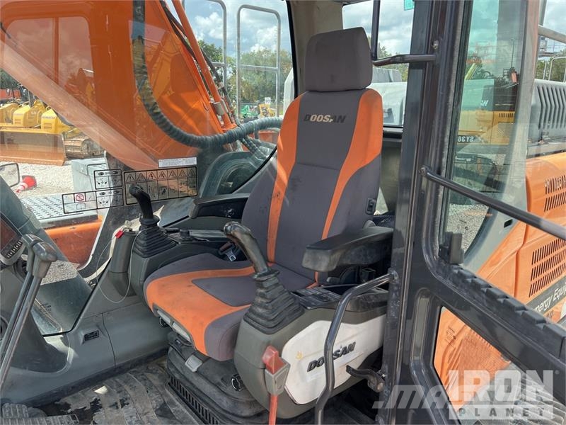 Doosan DX350LC-5 Lánctalpas kotrók