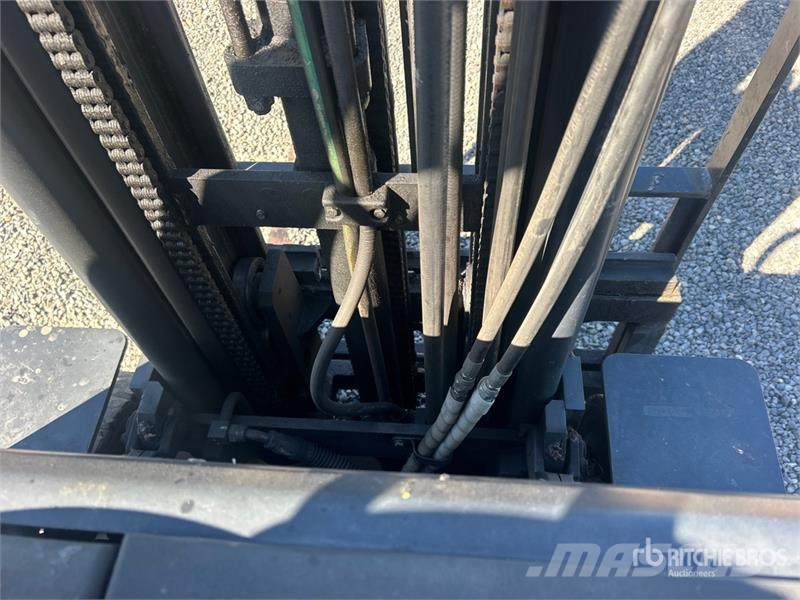 Doosan G20SC-5 3250 lb Pneumatic Tire Forklift Інше