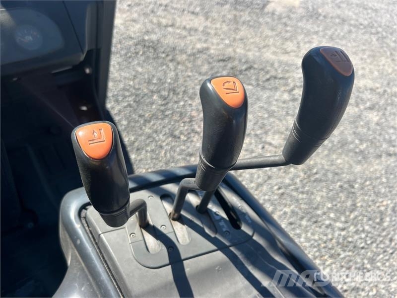 Doosan G20SC-5 3250 lb Pneumatic Tire Forklift Інше