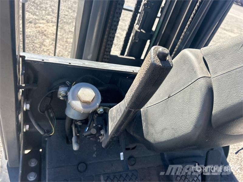 Doosan G20SC-5 3250 lb Pneumatic Tire Forklift Інше