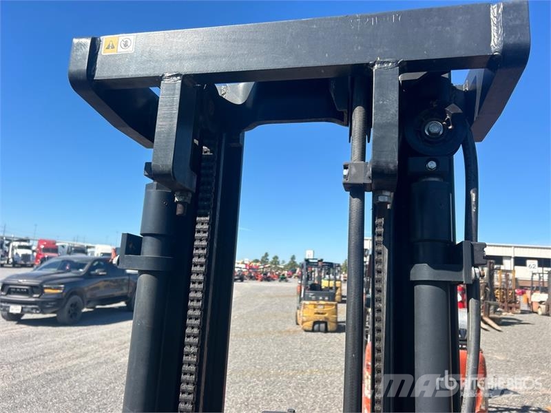 Doosan G20SC-5 3250 lb Pneumatic Tire Forklift Інше