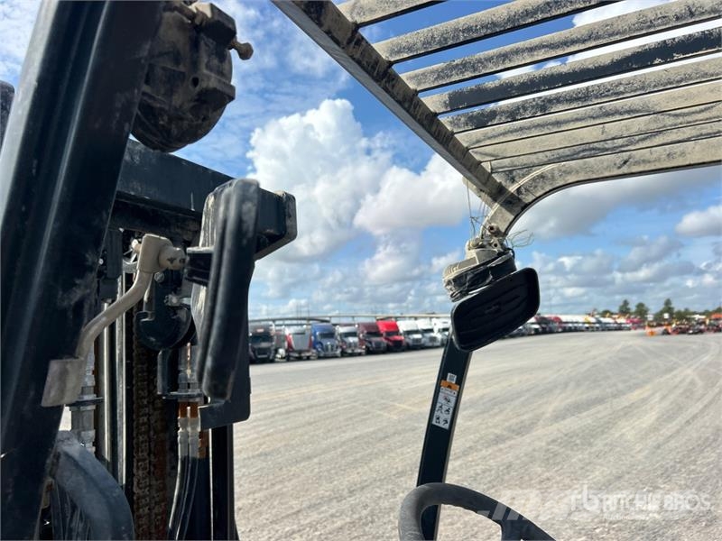 Doosan G25E-7 3850 lb Pneumatic Tire Forklift 그 외 지게차