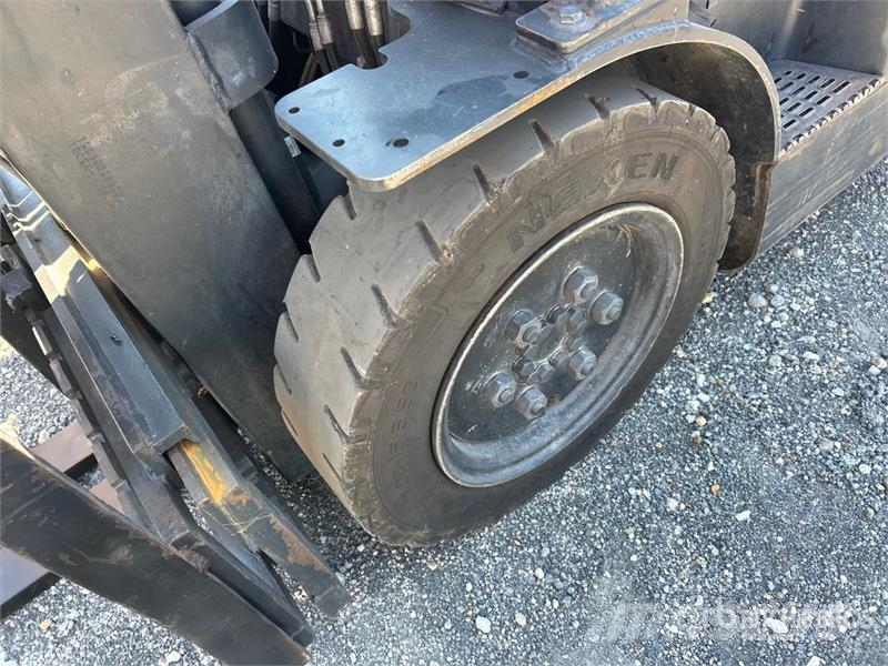Doosan G25N-7 4600 lb Pneumatic Tire Forklift Muut haarukkatrukit