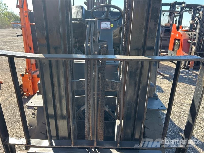 Doosan G25N-7 4600 lb Pneumatic Tire Forklift Muut haarukkatrukit