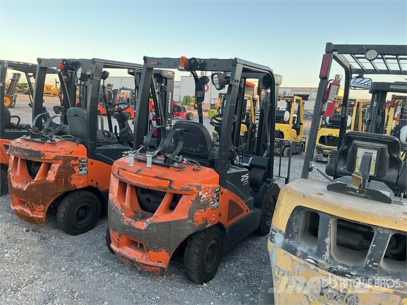 Doosan G25N-7 4600 lb Forklift Gaffeltrucker - Annet