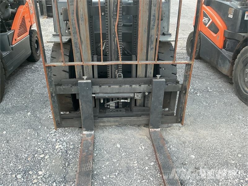 Doosan G25N-7 4600 lb Forklift Інше