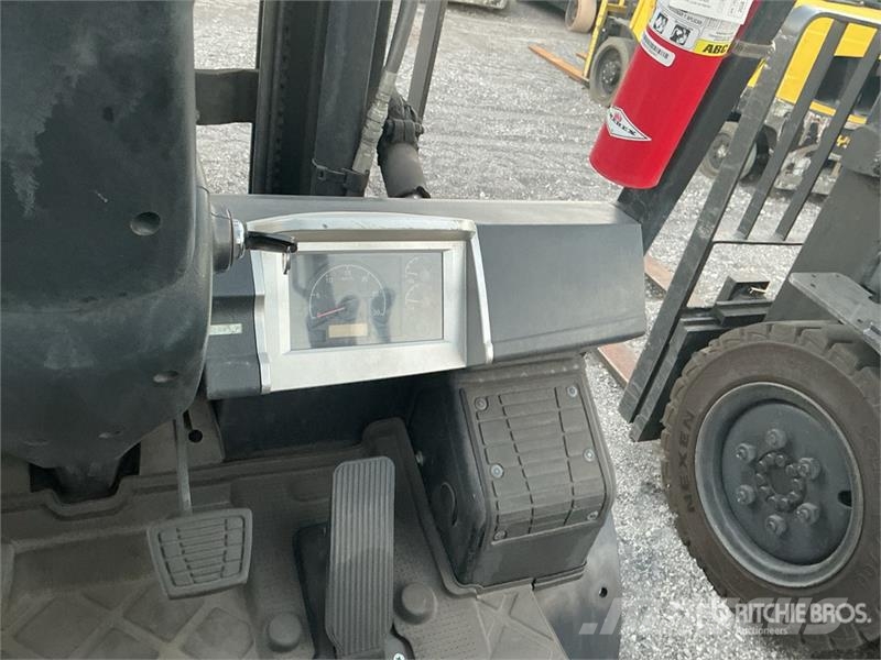 Doosan G25N-7 4600 lb Forklift Інше