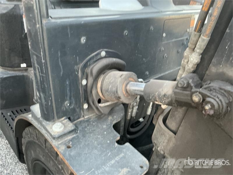 Doosan G25N-7 4600 lb Forklift Інше