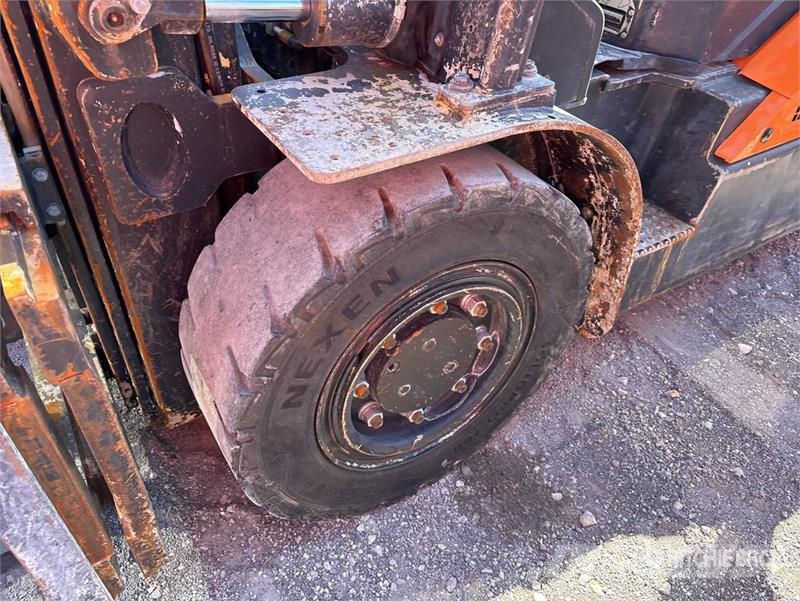 Doosan G55C-7 11050 lb Cushion Tire Forklift Šakiniai krautuvai - Kita