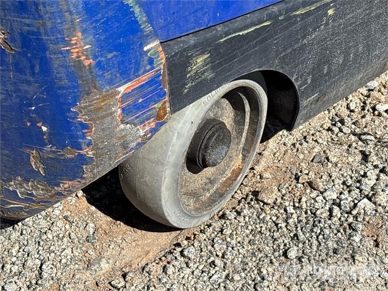 Doosan GC18S-9 3400 lb Cushion Tire Forklift Інше
