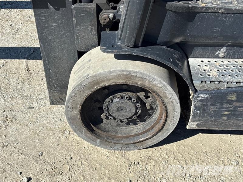 Doosan GC18S-9 3400 lb Cushion Tire Forklift 그 외 지게차