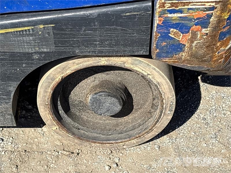 Doosan GC18S-9 3400 lb Cushion Tire Forklift 그 외 지게차