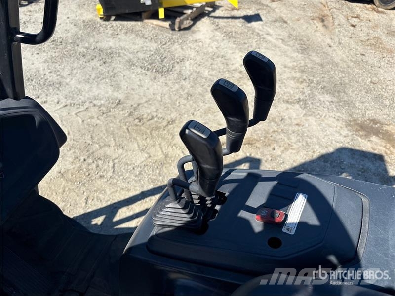 Doosan GC18S-9 3400 lb Cushion Tire Forklift 그 외 지게차