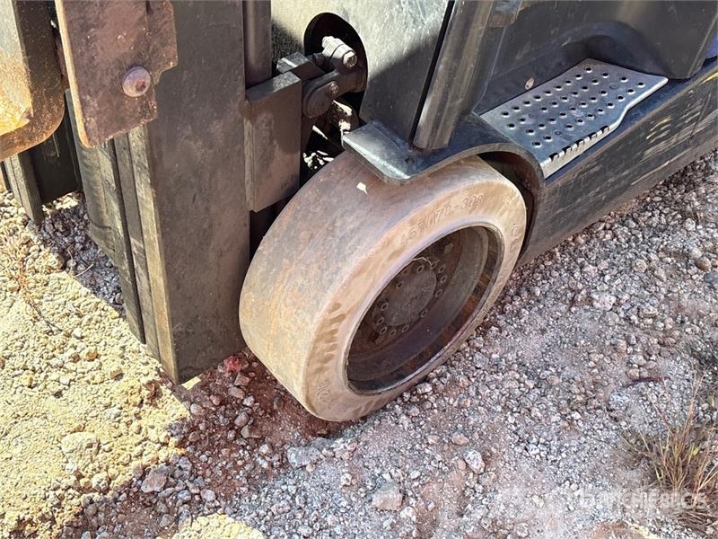 Doosan GC18S-9 3400 lb Cushion Tire Forklift Інше
