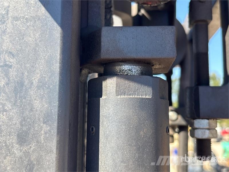 Doosan GC18S-9 3400 lb Cushion Tire Forklift 그 외 지게차