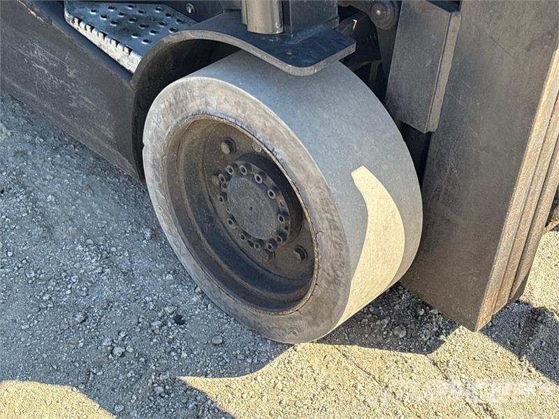 Doosan GC18S-9 3400 lb Cushion Tire Forklift 그 외 지게차