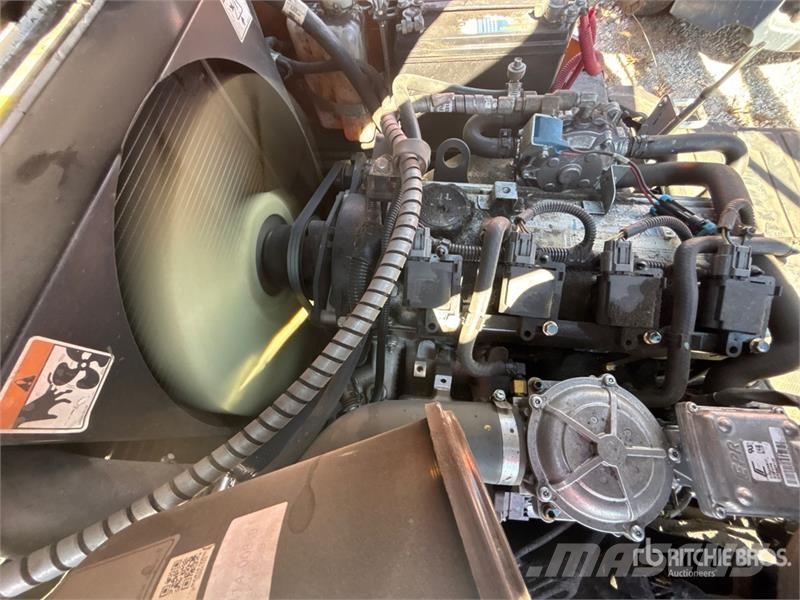 Doosan GC18S-9 3400 lb Cushion Tire Forklift Інше