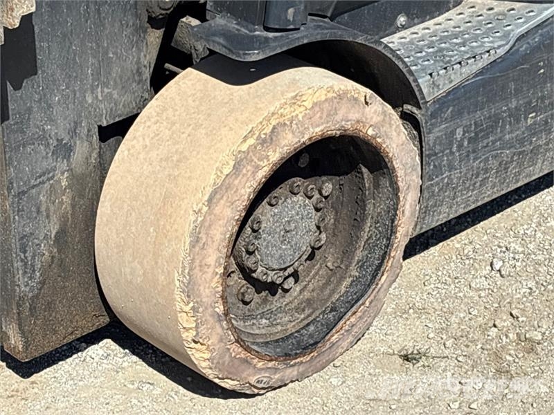 Doosan GC18S-9 3400 lb Cushion Tire Forklift 그 외 지게차