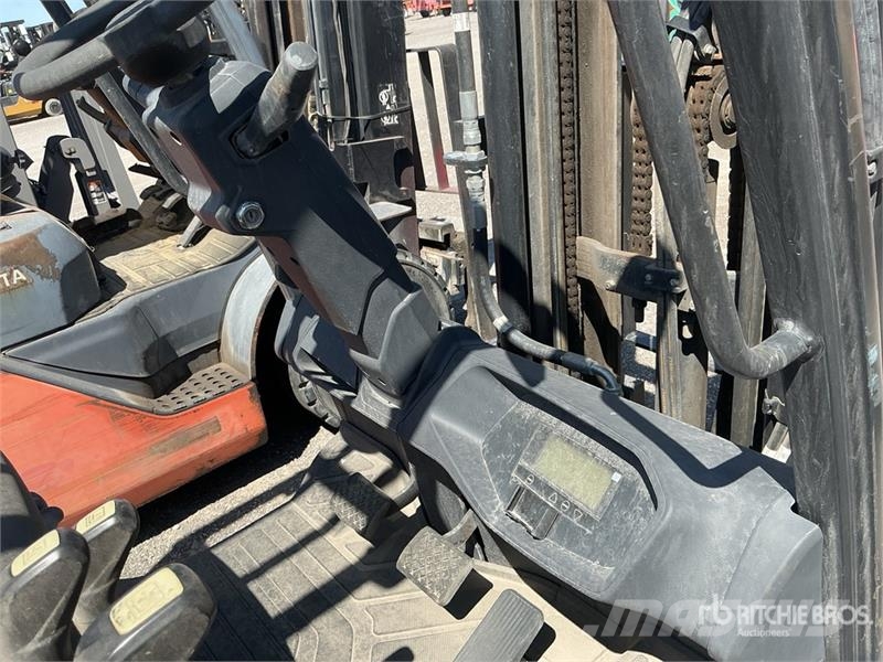 Doosan GC25S-9 4600 lb Cushion Tire Forklift شاحنات ذات رافعات شوكية - أخرى