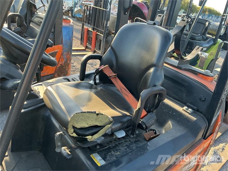 Doosan GC25S-9 4600 lb Cushion Tire Forklift Gaffeltrucker - Annet