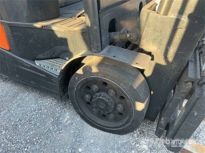 Doosan GC25S-9 4600 lb Cushion Tire Forklift Gaffeltrucker - Annet