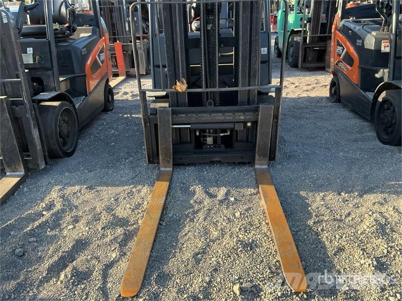 Doosan GC25S-9 4600 lb Cushion Tire Forklift Gaffeltrucker - Annet