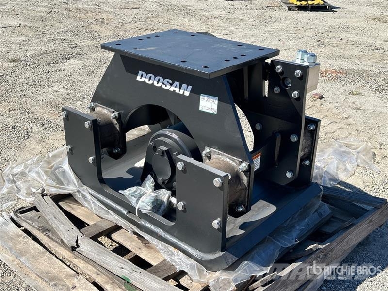 Doosan PCX220 Heavy-Duty Excavator mounted vibratory plat Andet tilbehør
