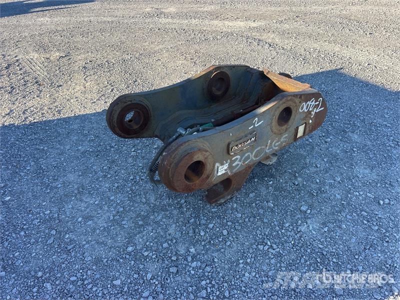 Doosan QC90H1G3 Quick Coupler موصلات سريعة