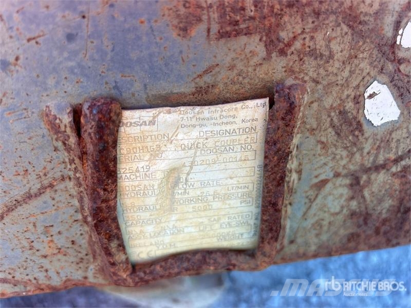 Doosan QC90H1G3 Quick Coupler موصلات سريعة