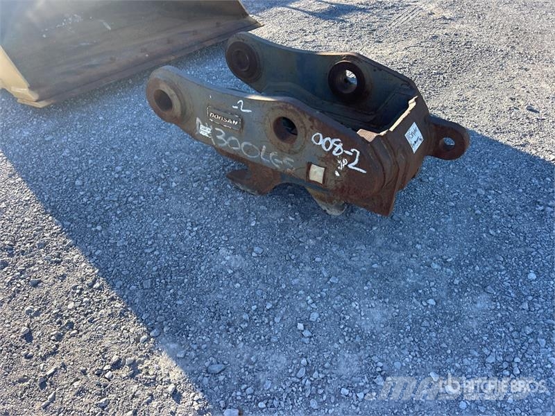 Doosan QC90H1G3 Quick Coupler موصلات سريعة