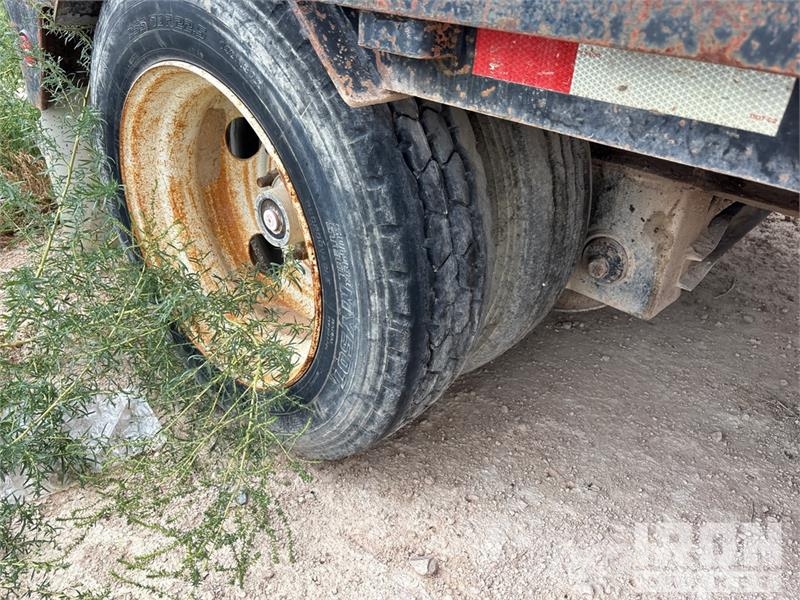 Doosan Specialized Trailer T/A Lowboy Trailer Низкорамные прицепы