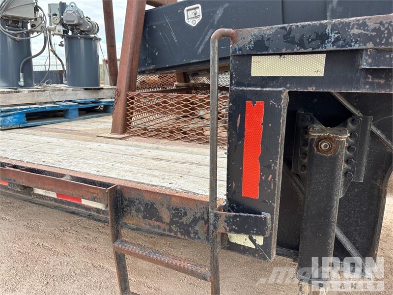 Doosan Specialized Trailer T/A Lowboy Trailer Низкорамные прицепы