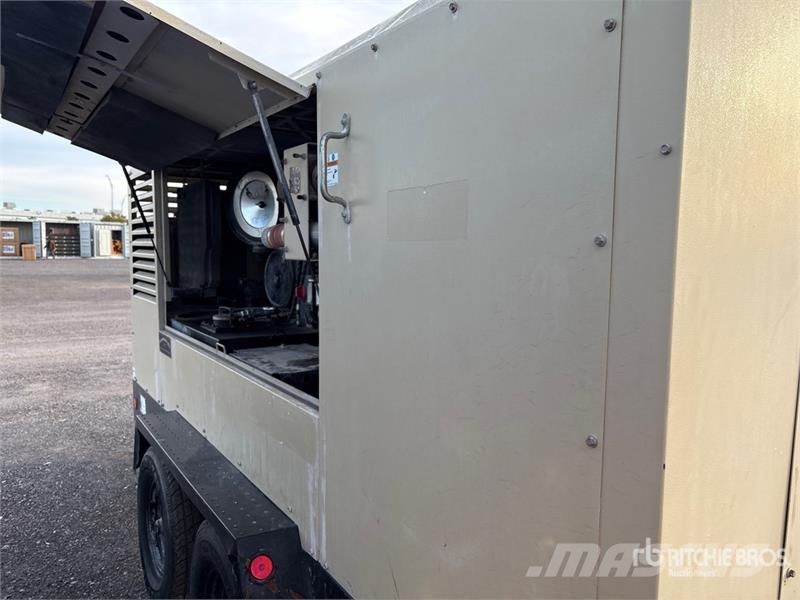 Doosan XP825/HP750WCU Mobile Air Compressor 콤푸레샤