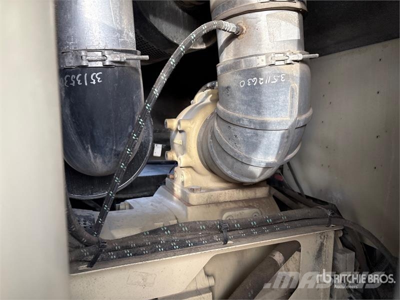 Doosan XP825/HP750WCU Mobile Air Compressor 콤푸레샤