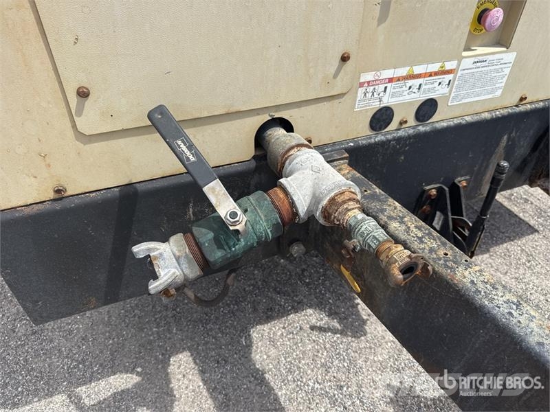 Doosan XP825/HP750WCU 750 cfm Air Compressor Kompresorji