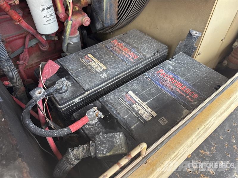 Doosan XP825/HP750WCU 750 cfm Air Compressor Kompresorji