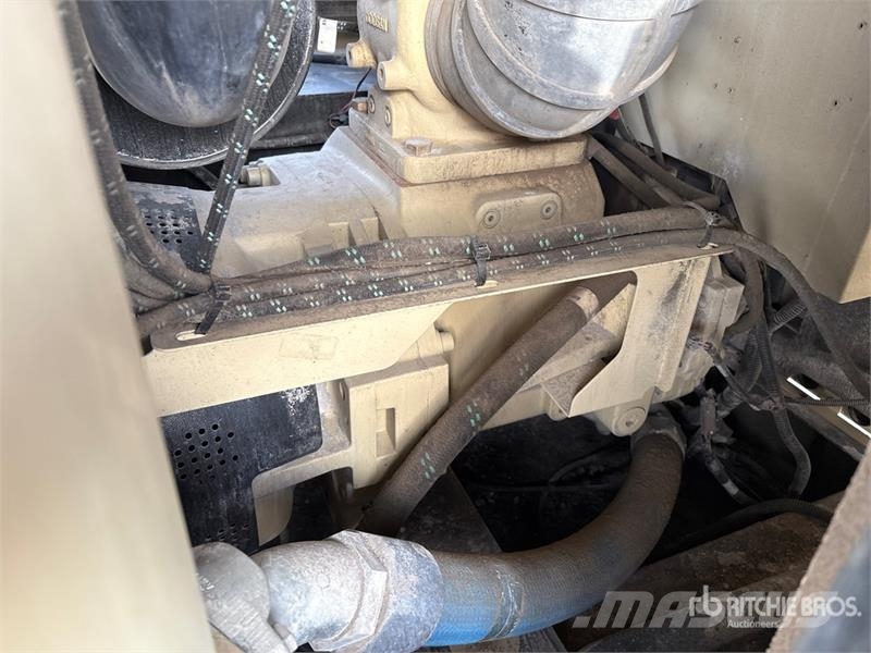 Doosan XP825/HP750WCU Mobile Air Compressor 콤푸레샤