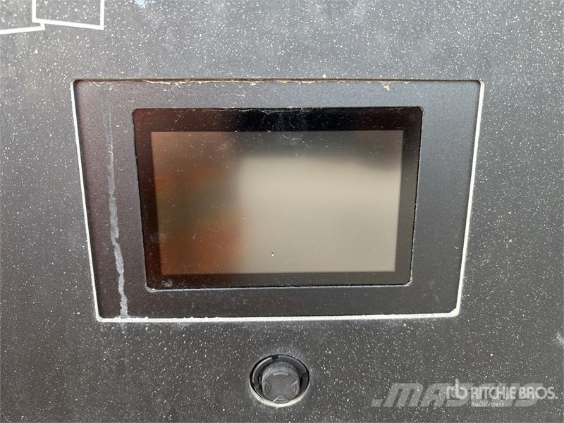 Doosan XP825/HP750WCU Mobile Air Compressor 콤푸레샤