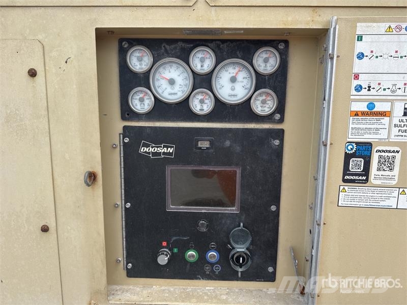 Doosan XP825/HP750WCU 750 cfm Air Compressor Kompresorji