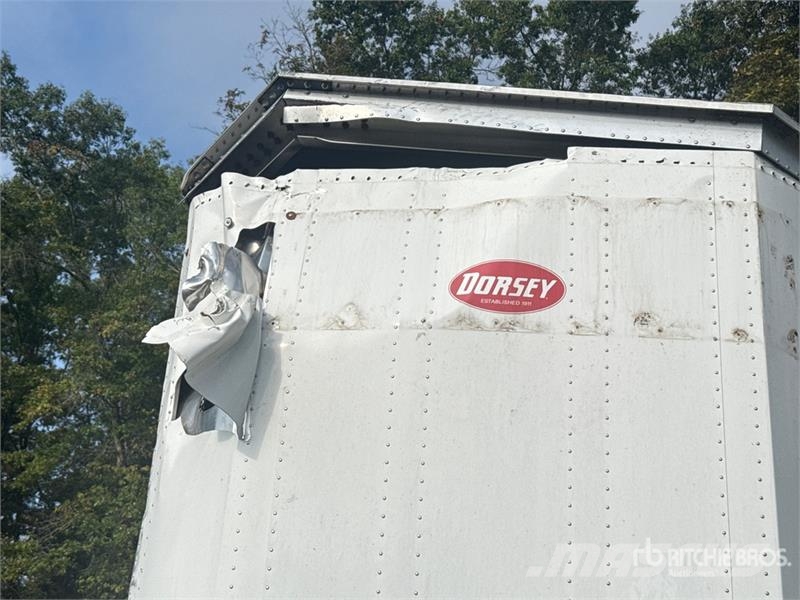 Dorsey CV42 42 ft x 96 in T/A Chip Trailer Wood chip trailers