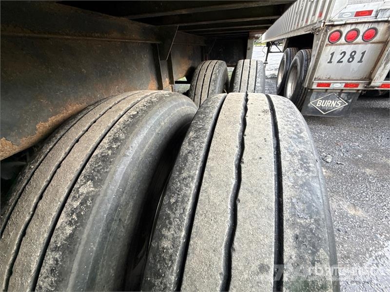 Dorsey CV45 45 ft x 96 in T/A Open-Top 45 ft T/A Chip Tra Przyczepy do transportu zrębki
