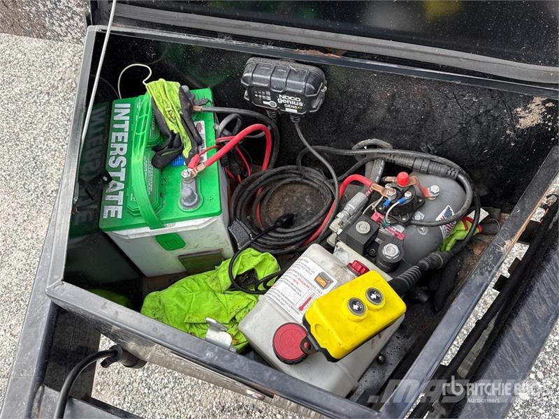 Down 2 Earth 11 ft T/A Dump Utility Trailer Bañeras