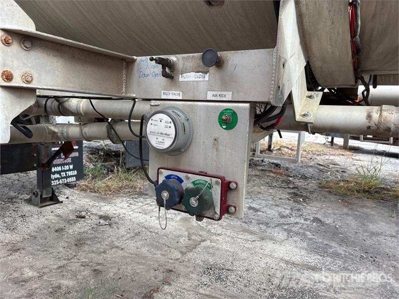 Dragon 8400 gal T/A Tanker Trailer Tanktrailere