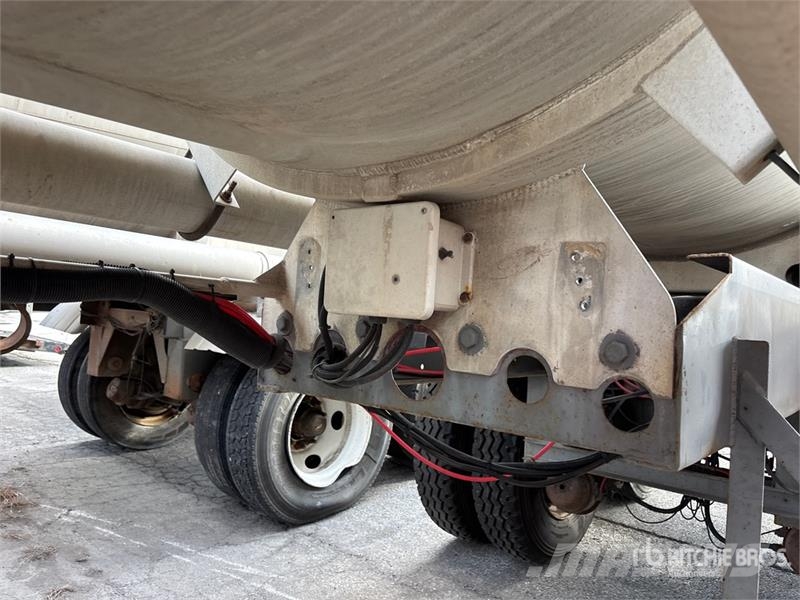 Dragon 8400 gal T/A Tanker Trailer Tanktrailere