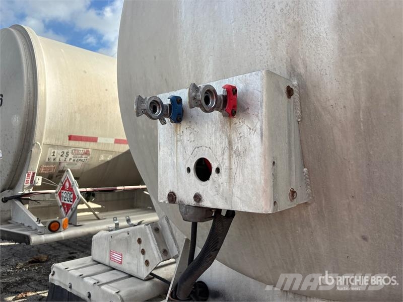 Dragon 8400 gal T/A Tanker Trailer Tanktrailere